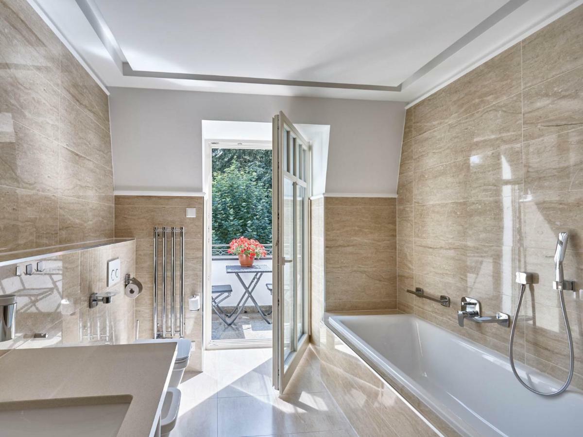 Apartment Villa Dionysus Карлові Вари Екстер'єр фото